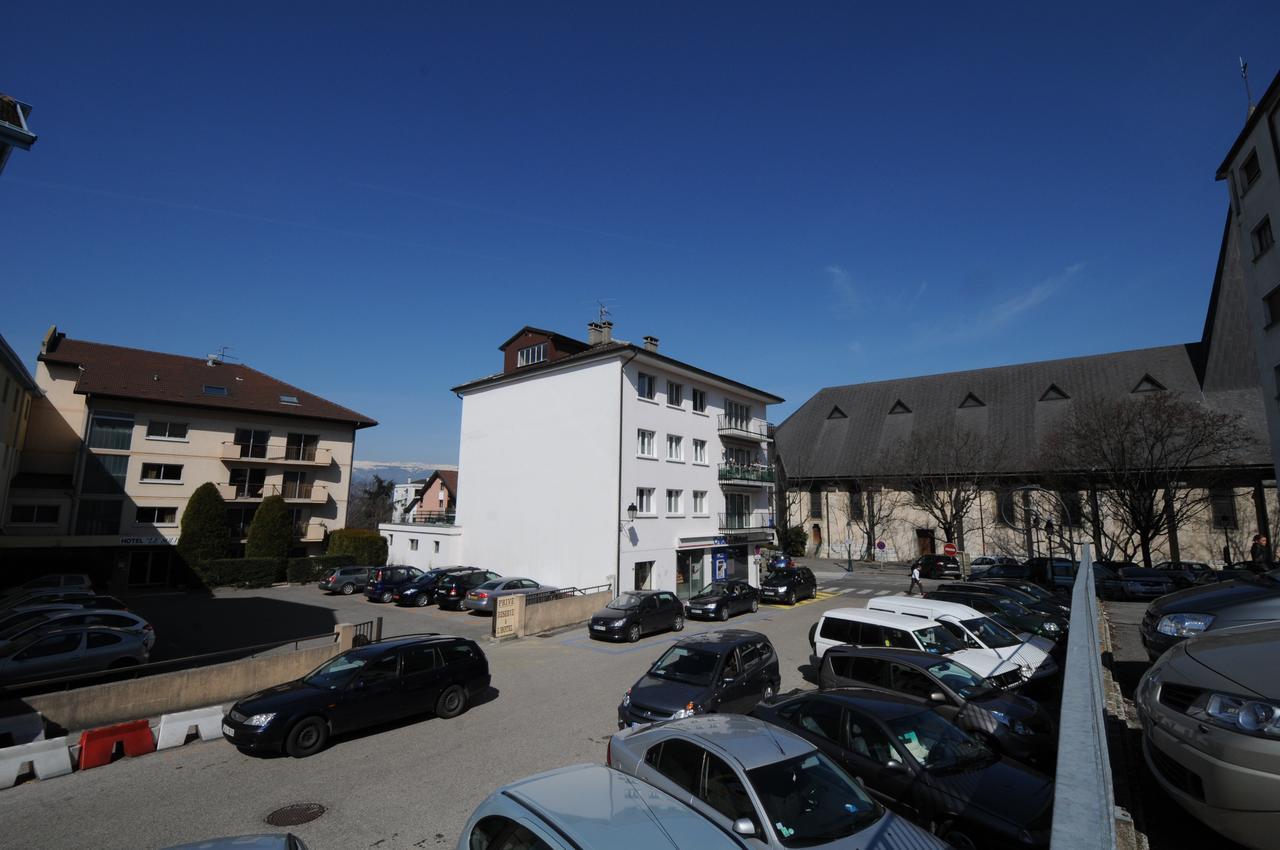 Hotel Le Soli Saint-Julien-en-Genevois Luaran gambar