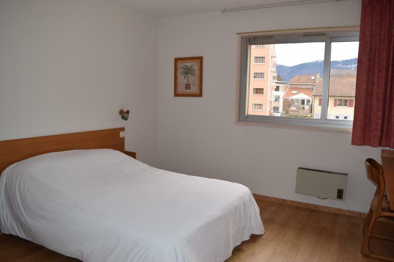 Hotel Le Soli Saint-Julien-en-Genevois Luaran gambar